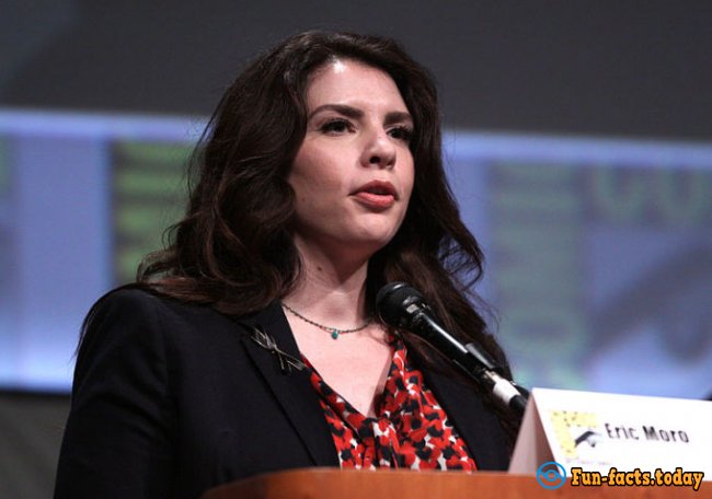 Awesome Facts About Stephenie Meyer