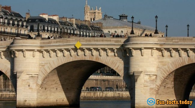 Lost and Found: 9 amazing things found at the bottom of the river Seine