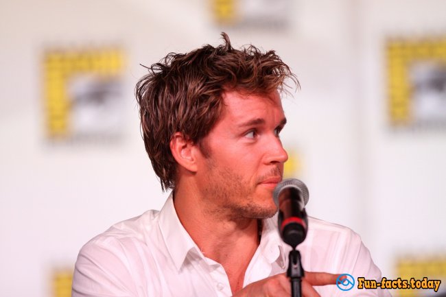 Interesting Facts About Ryan Kwanten