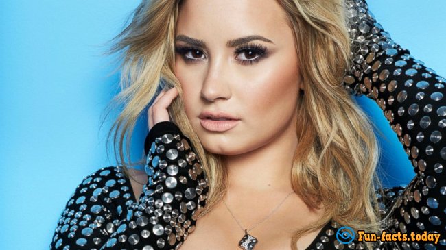 Awesome Facts About Demi Lovato
