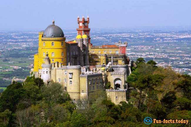 Most Romantic Palaces and Castles of the World Where You Can Feel Like a Princess